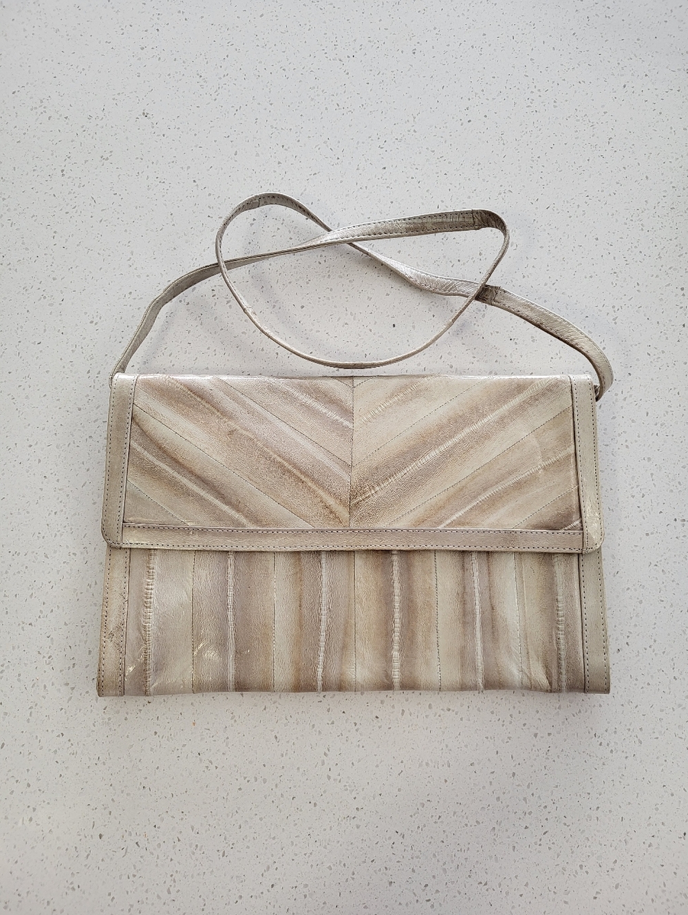 Vintage Genuine Eelskin Purse Clutch Cream Beige Tan